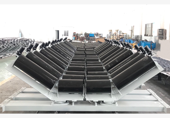 全自動上調(diào)心托輥組(帶防偏輪)